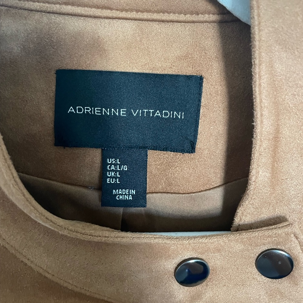 Tan jacket - Picture 2 of 3